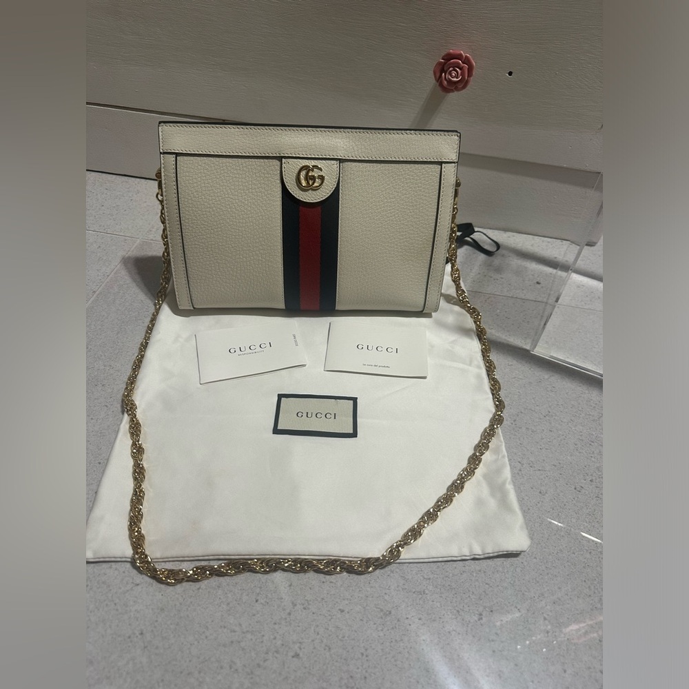 Authentic Gucci vintage ✨